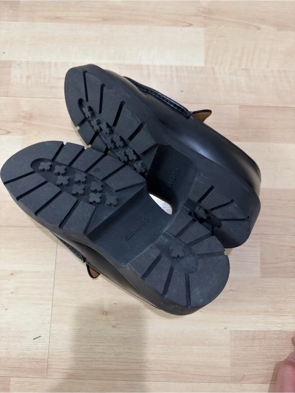 Sandro Paris classic black